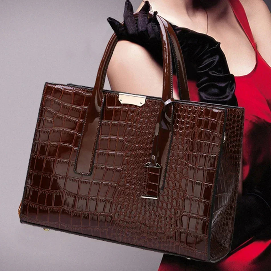 Stylish Crocodile Printt Patent Leather Crossbody Bag